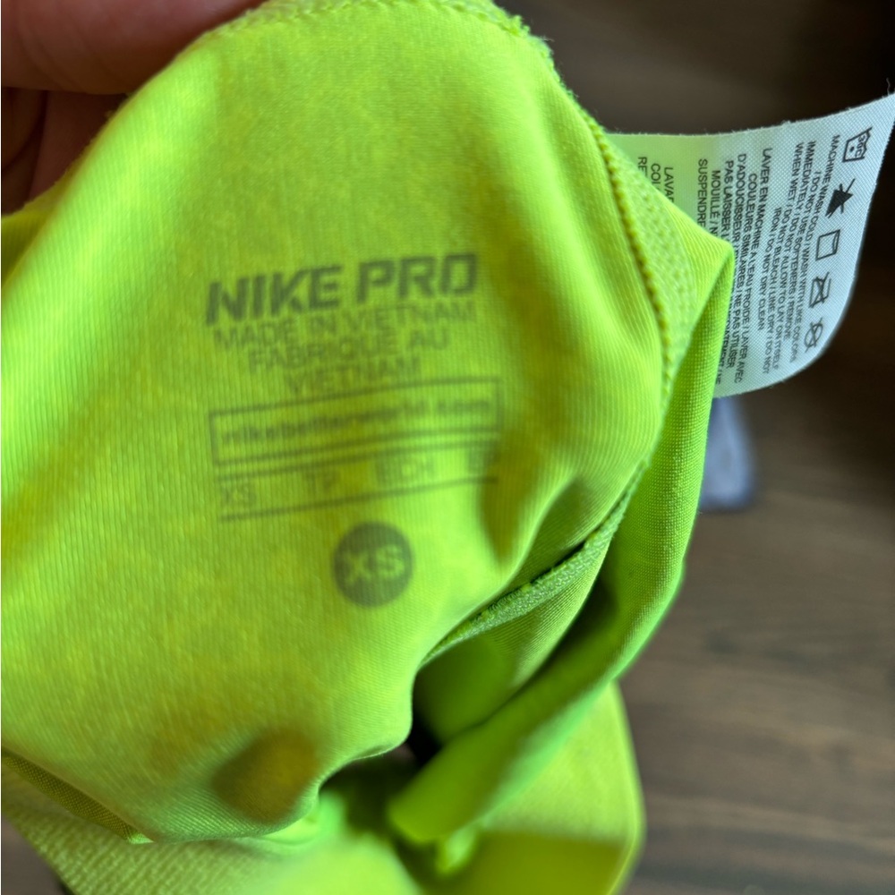 Nike Pro XS Shorts - Vibrant Green - Picture 2 of 2